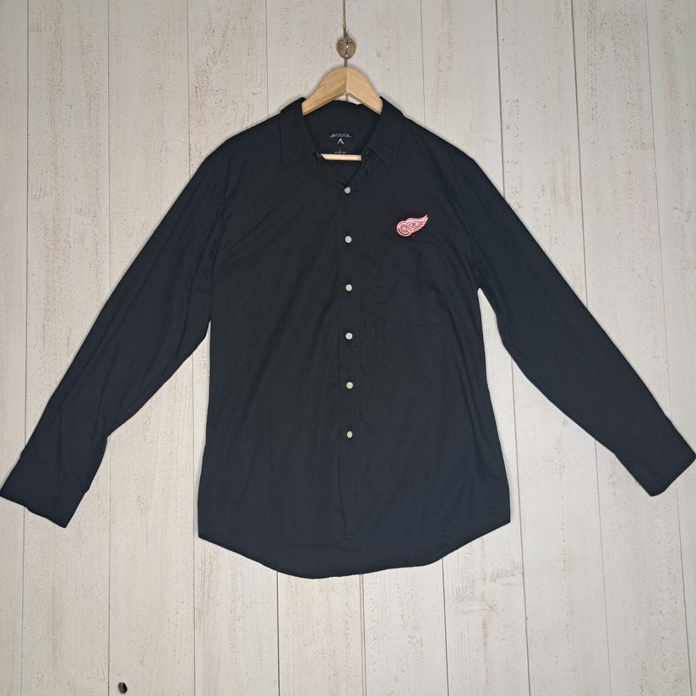 Retro Minimalist Sportwear NHL Licensed Detroit Red Wings Button-Down Antigua